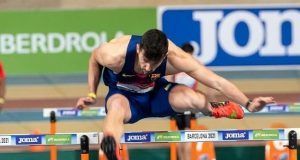 El meseño Ernesto Prados acabo octavo en 60 metros vallas en el Campeonato de España de Pista Cubierta