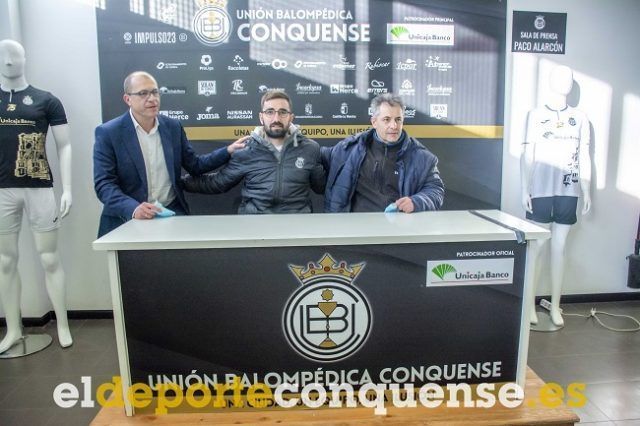 Sala de prensa Paco Alarcon 1-12