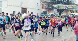José Antonio Hernández y Rosario Gómez reinan bajo la lluvia en la 10k la Pita de El Herrumblar