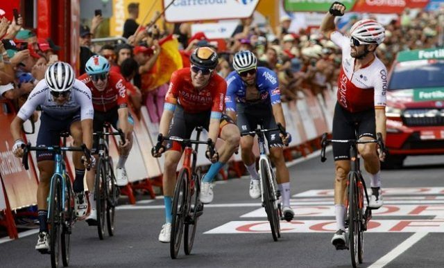 Jesús Herrada celebra victoria