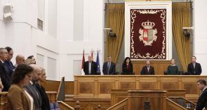 El Pleno de las Cortes arranca con un minuto de silencio por los tres asesinatos de Barrax y Quintanar del Rey