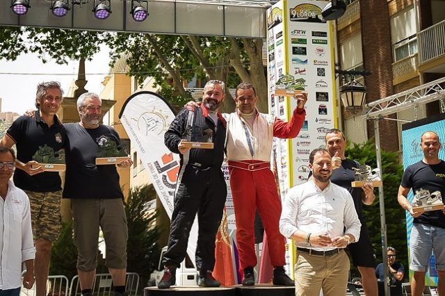 Javier Espada y Jesús Cervera podio