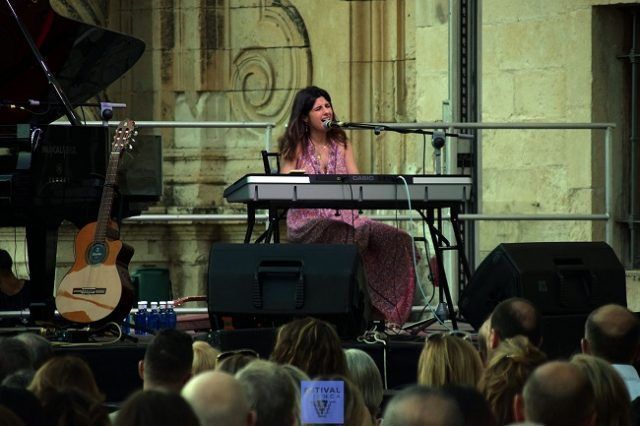 LAURA MORENO EN ESTIVAL CUENCA 2