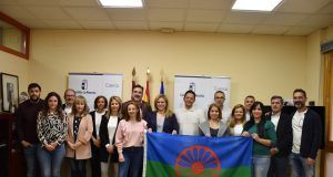 El Gobierno regional resalta el papel de la comunidad gitana en la sociedad de la provincia de Cuenca