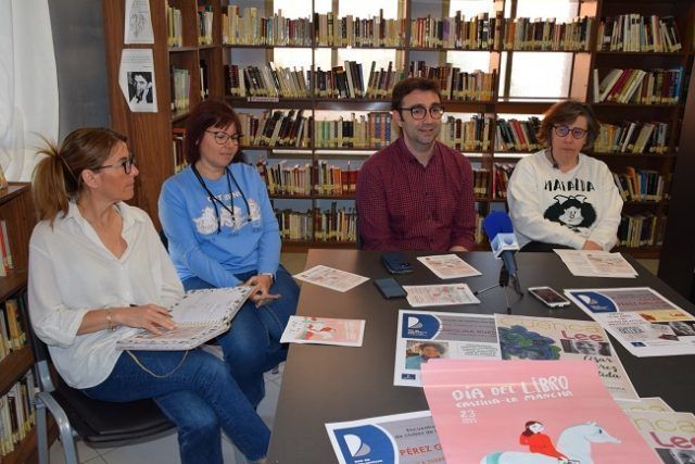 FOTO DÍA DEL LIBRO