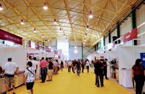 Tortosa muestra su satisfacción por “la gran afluencia de público y los resultados económicos” en la LII Feria Internacional del Ajo de Las Pedroñeras