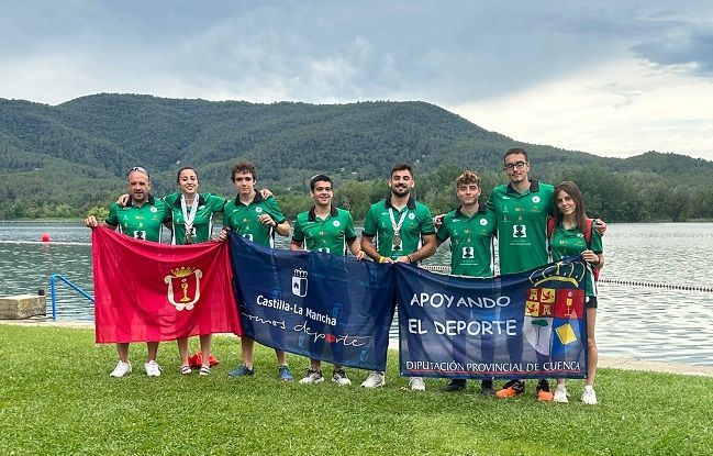 FOTO-EQUIPO-EN-BANOLAS | El Deporte Conquense