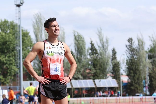 Jose-Carlos-Cano-campeon-Regional-en-400-vallas | El Deporte Conquense