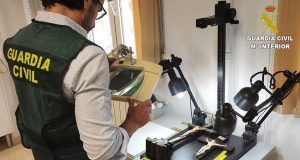 La Guardia Civil de Cuenca investiga a dos personas por el intento de venta de piezas de marfil de elefante
