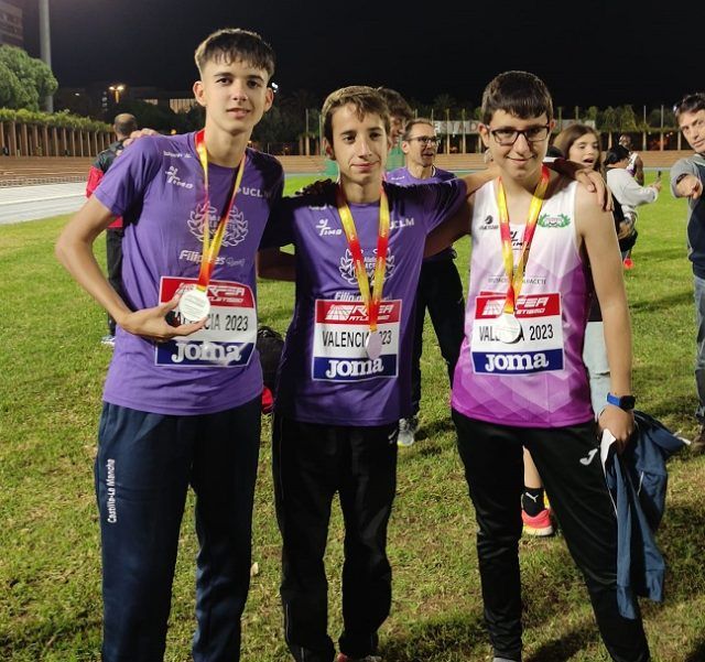 Daniel Escribano, Daniel Bonilla y Pablo Carlos González