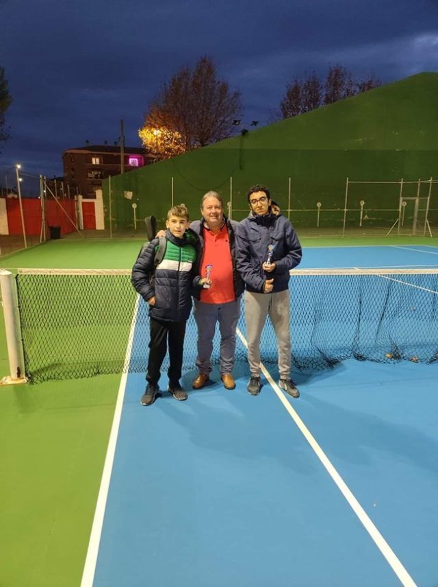 tenis iofantil finalistas