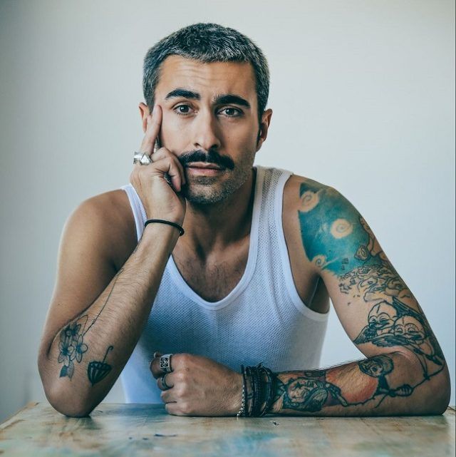 FOTO RAYDEN