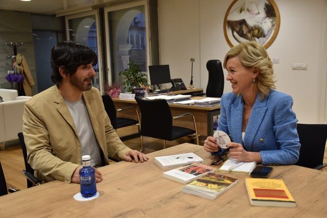 Reunión Delegada de la Junta con Marco Antonio de la Ossa (Estival Cuenca)