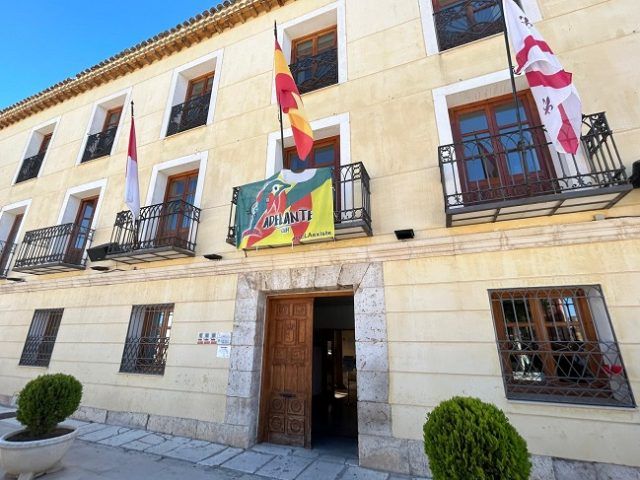 DÍA ELA 2024 bandera en Ayuntamiento
