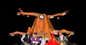 La Plaza Mayor acoge este domingo 11 de agosto el musical ‘Alicia en el Destino de las Maravillas”
