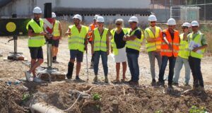 La subdelegada del Gobierno de España visita las obras de la Confederación Hidrográfica del Júcar en Iniesta