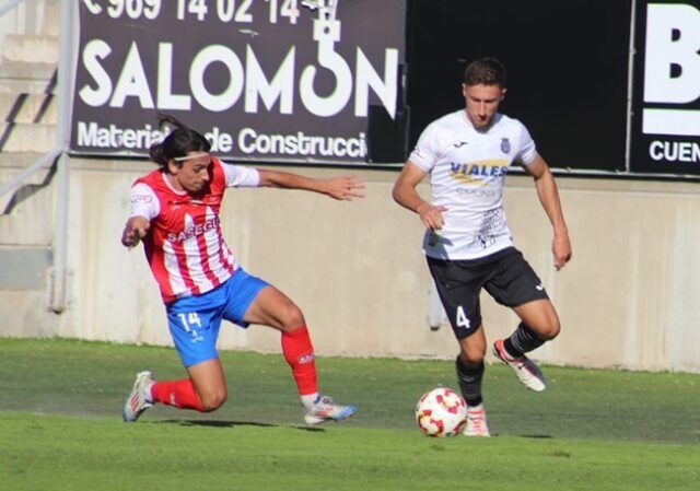 2024-09-29. Marcos Recuenco ante el Nvalcarnero. Foto A. Fernández