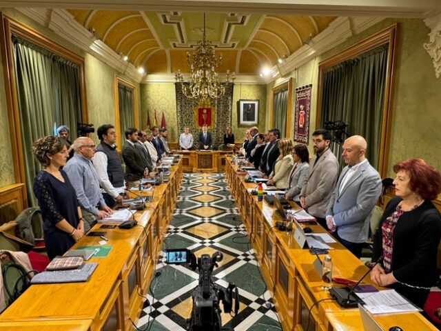 Pleno 20241028 minuto silencio