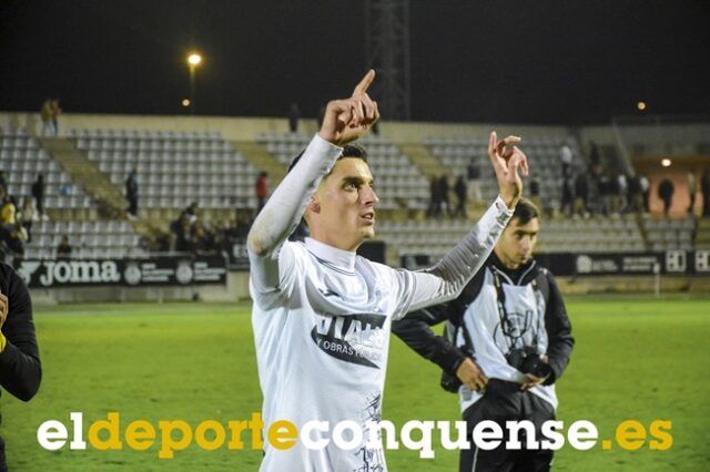José Álvarez celebra triunfo ante Ibiza