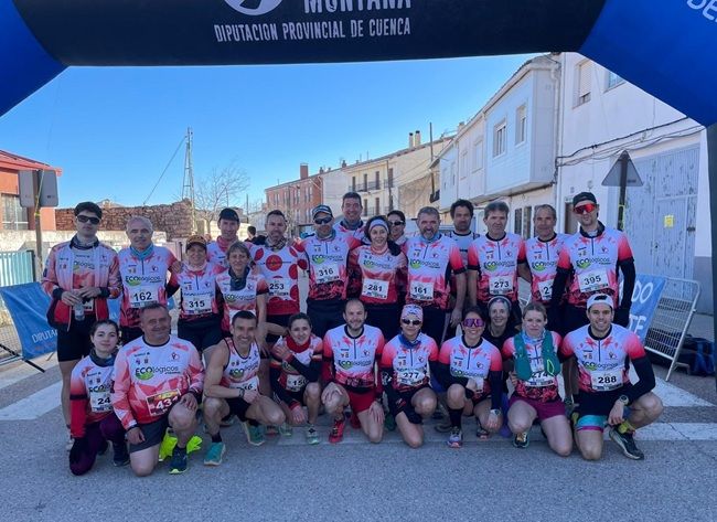 Participantes del Rujamar en Carboneras de Guadazaón | El Deporte Conquense