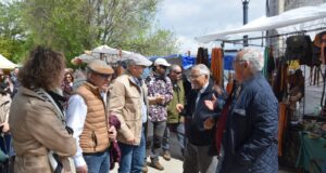 La Feria de la Caza y el Ocio de Campillo de Altobuey desafía a la lluvia y viene con novedades ecuestres y más de mil perros