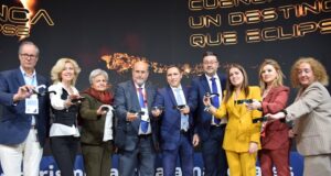 Martínez Chana presentan la oferta turística en Fitur basada en el eclipse, el Valle del Cabriel y los yacimientos romanos con un nuevo proyecto de 1,2 millones para Noheda