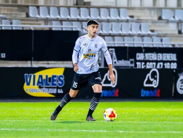Iñaki Olaortua ante Orihuela Foto Buben Castell UB Conquense