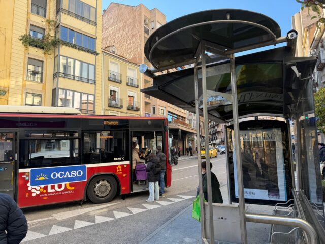 Nueva marquesina bus Plaza Hispanidad