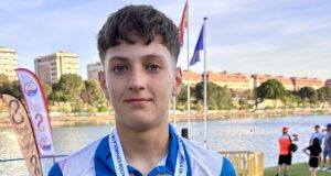 El piragüista Mateo Pérez debuta en la alta competición como subcampeón de España