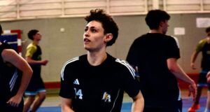 Unai González brilla en los ‘play off’ madrileños y guía a su equipo hacia los cuartos de final