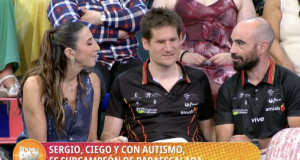 El escalador conquense ciego y con TEA del CD amiab Cuenca Sergio Aznárez emociona e inspira en televisión a Paz Padilla
