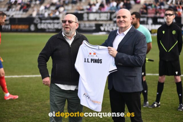 Pinos
