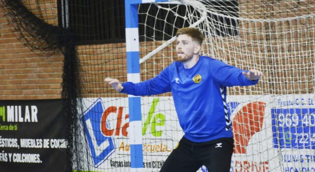 El REBI Cuenca sigue sumando minutos y sensaciones con un empate ante Puerto Sagunto (27-27)