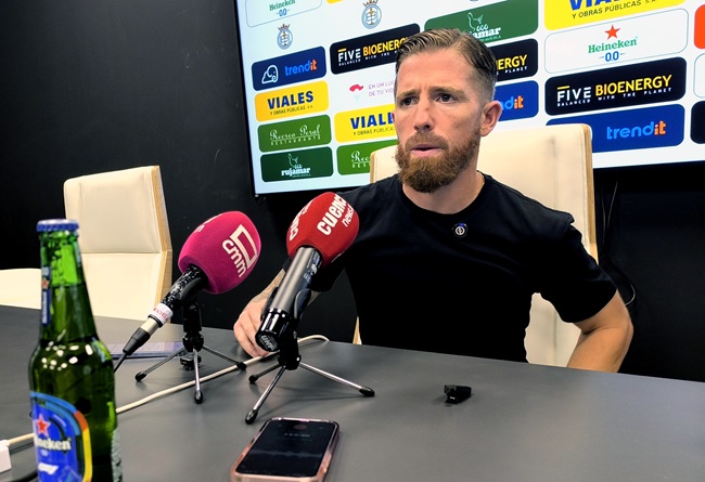 2026-09-20 Iker Munain entrenador del Salamanca | El Deporte Conquense