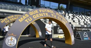 Darío, delantero del Conquense: “La infraestructura que pone el club a nuestra disposición, para ser más profesionales, es espectacular”