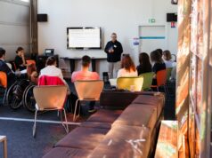 El profesor de la UCLM Emilio José Gómez Ciriano participa en un seminario sobre el acceso de la juventud a los derechos sociales de la Comisión Europea