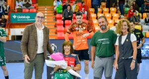 El Sargal se rinde a Diana Cantalejo, la campeona del mundo de balonmano adaptado con raíces conquenses