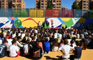 El Ayuntamiento de Cuenca conmemora el Día de la Niña en el CEIP Isaac Albéniz