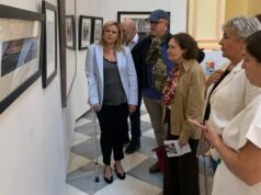 La Diputación de Cuenca acoge hasta el 31 de octubre la exposición fotográfica ‘La Transición en instantes’