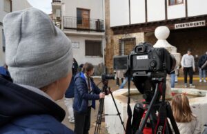 El seminario itinerante del programa CineCasa llega al campus de Cuenca para profundizar en la importancia de las residencias de artistas